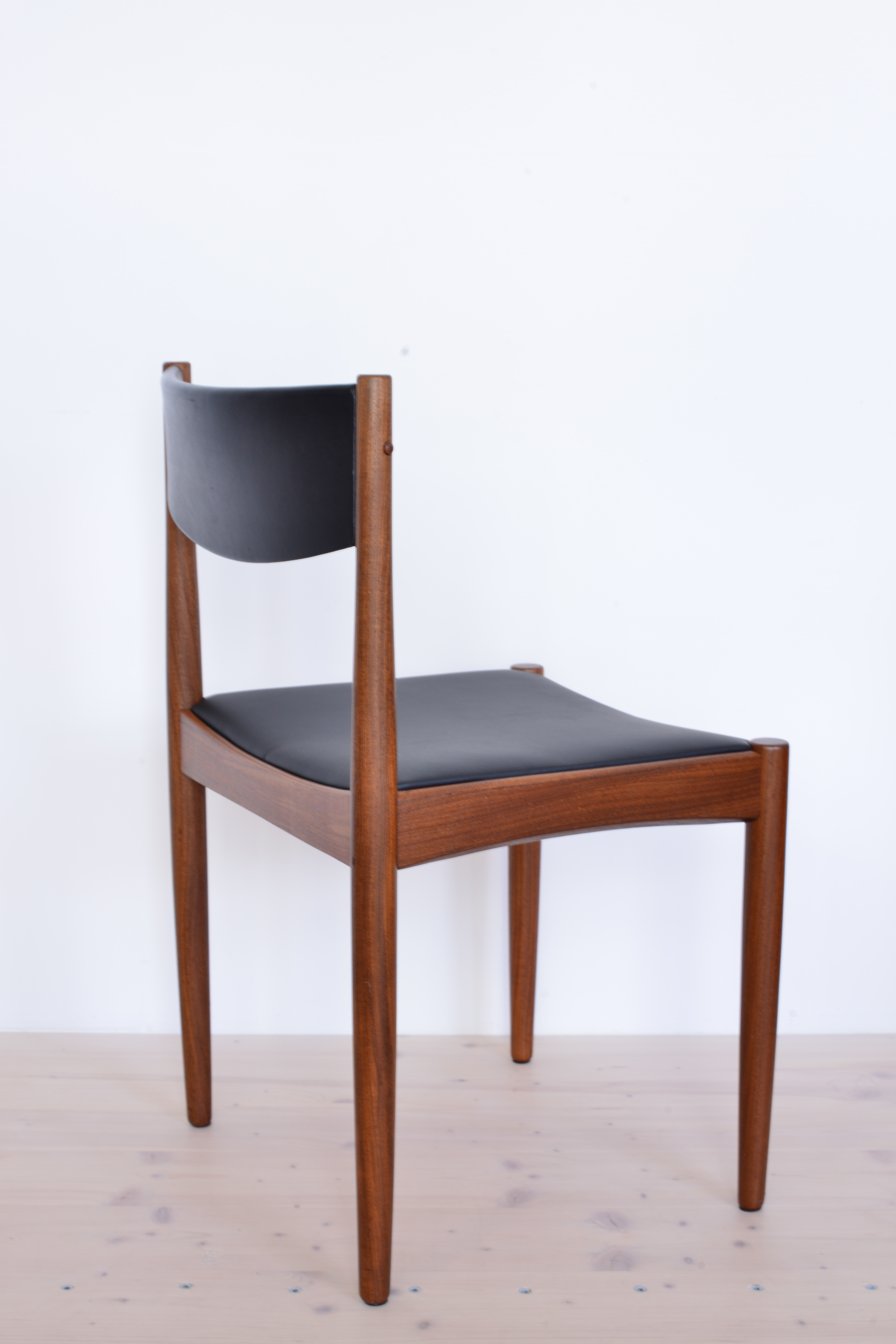 Skai Office Chair Afromosia heyday möbel Zürich Zuerich vintage mid-century furniture