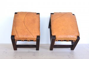 Brazilian Tropical Wood Lounge Chairs Cognac Leather heyday möbel Zürich