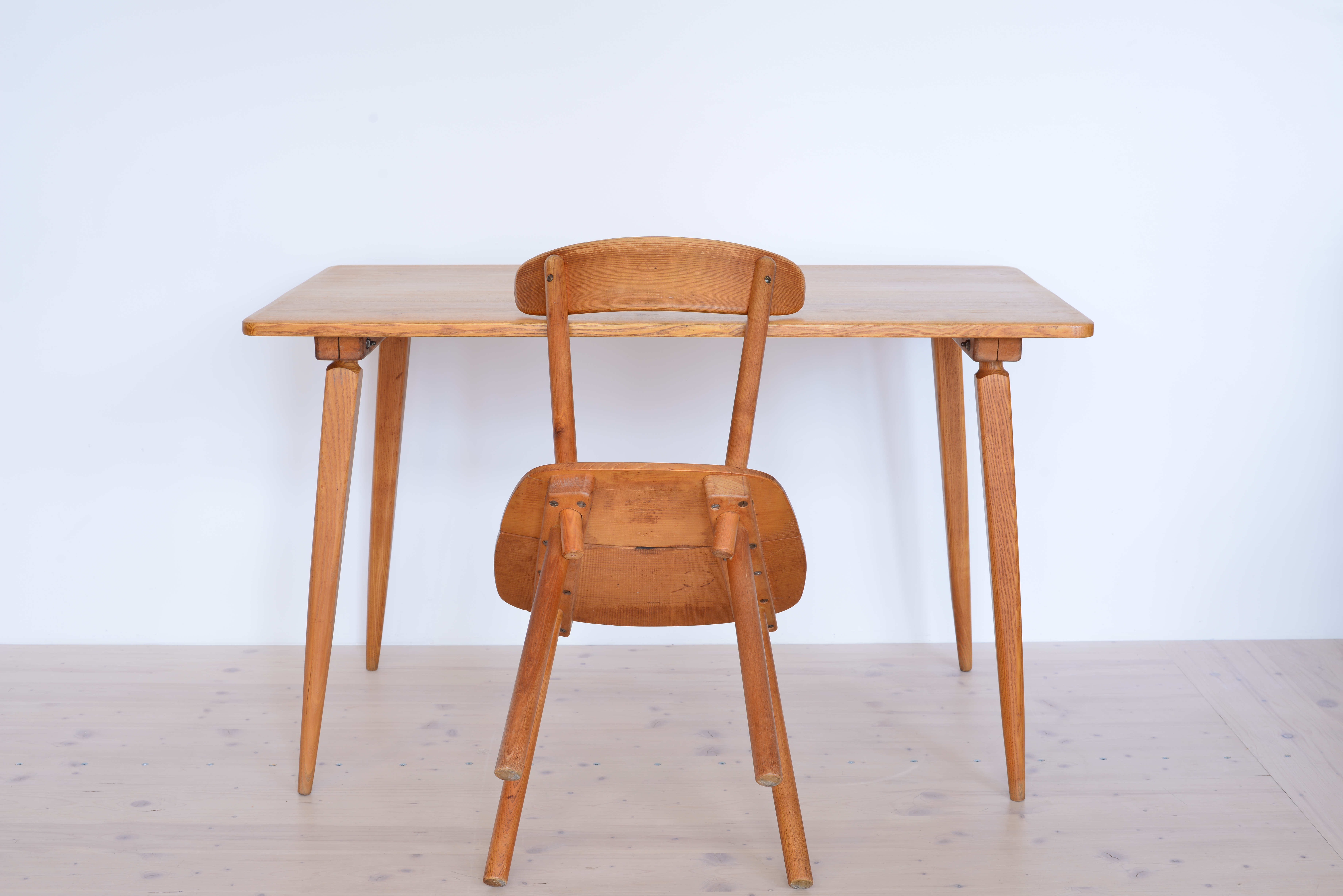Jacob Muller Ash Dining Table with Chair heyday möbel Zürich