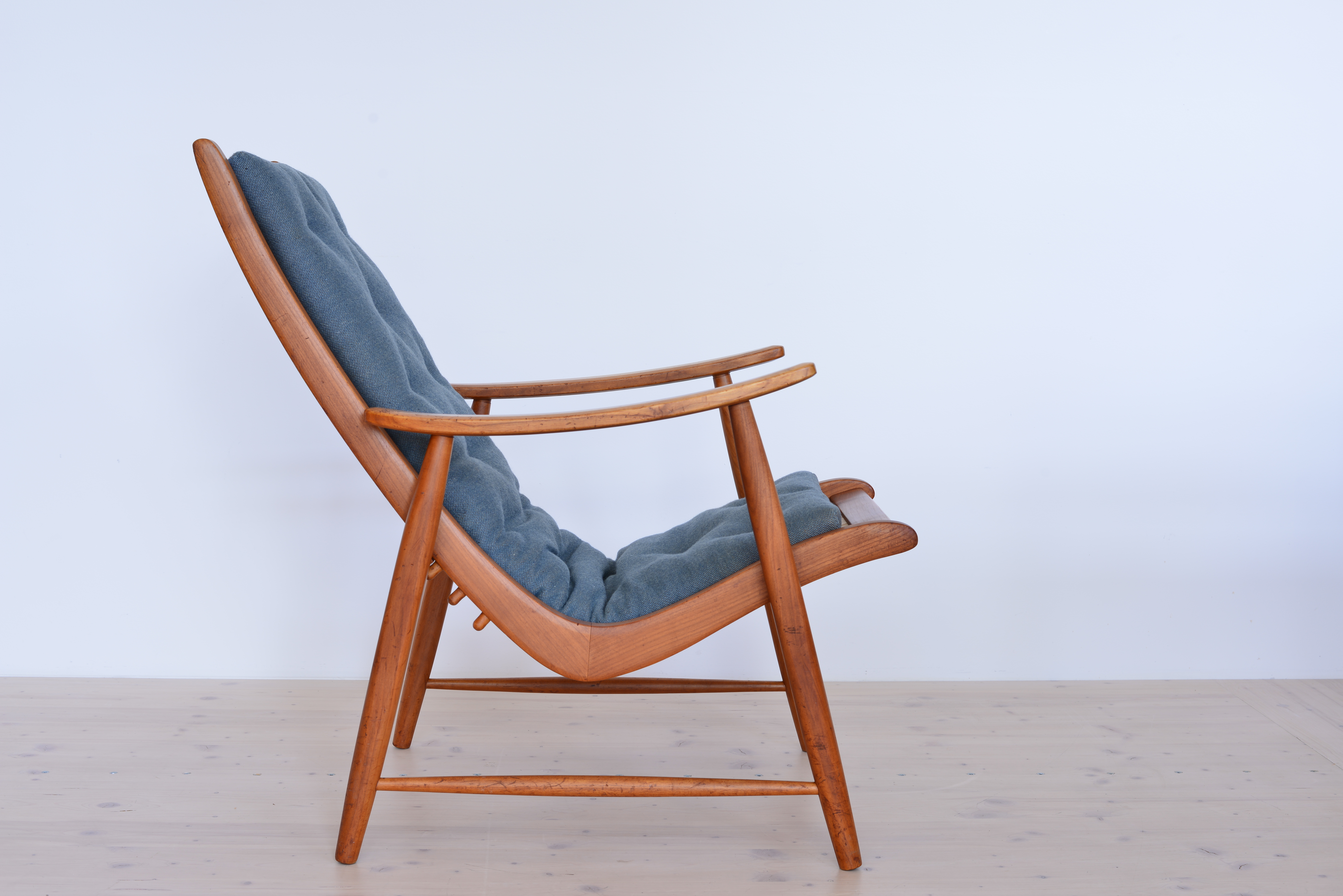Jacob Muller Ronco Chair Original available at heyday möbel, Grubenstrasse 19, 8045 Zurich, Switzerland
