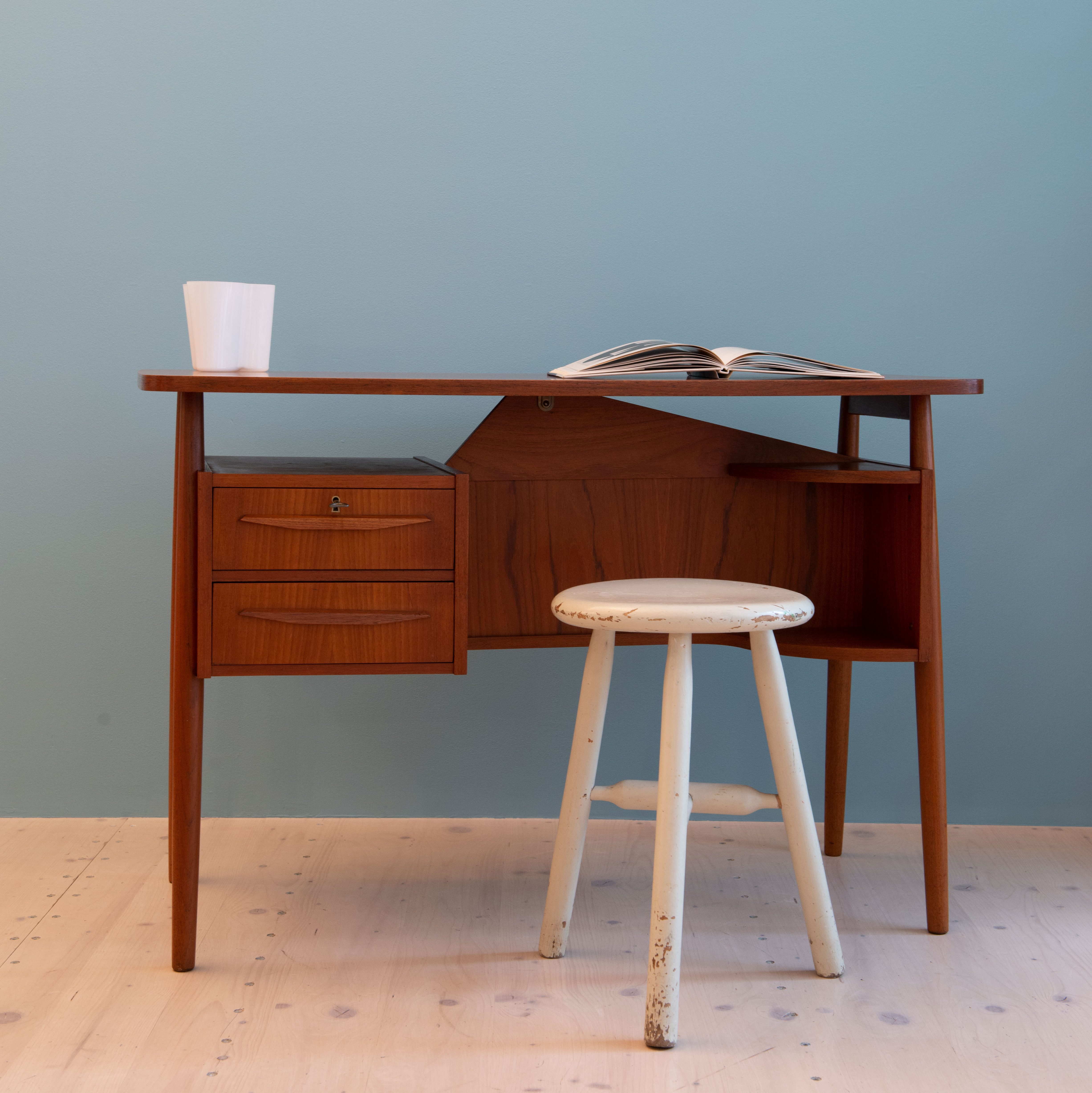 Gunnar Nielsen Tibergaard Teak Desk, produced in Denmark in the 1960s, available at heyday möbel, Grubenstrasse 19, 8045, Zürich.