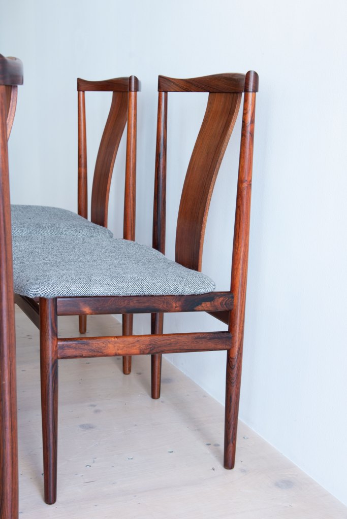 Rosewood Dining Chair Set by Henning Sorensen for Danex. Made in 
Denmark in the 1960s. Available at heyday möbel, Grubenstrasse 19, 8045 Zürich, Switzerland.
