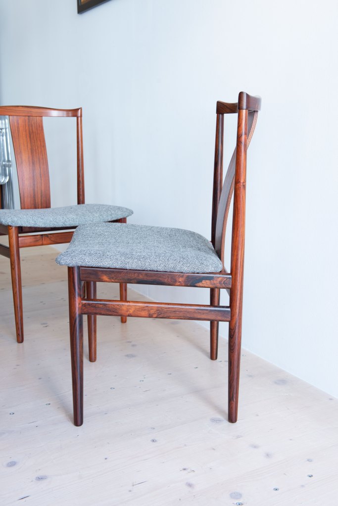 Rosewood Dining Chair Set by Henning Sorensen for Danex. Made in 
Denmark in the 1960s. Available at heyday möbel, Grubenstrasse 19, 8045 Zürich, Switzerland.
