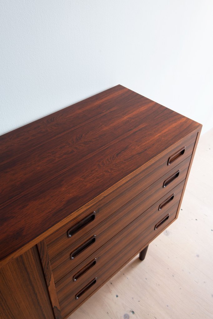 Poul Hundevad Rosewood Sideboard. Produced by Hundevad + Co.in Denmark, 1960s. Available at heyday möbel. Grubenstrasse 19, 8045 Zürich, Switzerland. Mid-Century Modern Furniture and Other Stuff.