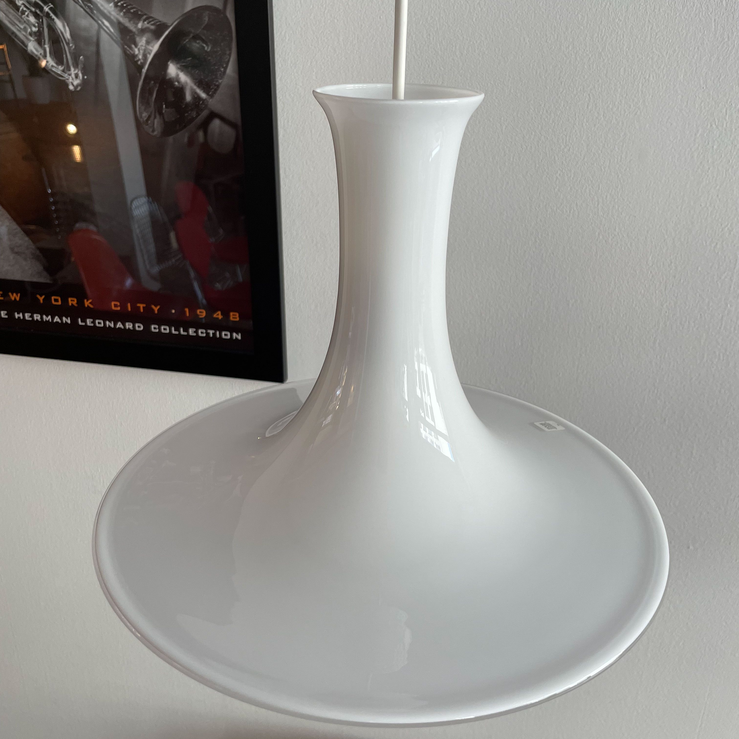 Mandarin Pendant Lamp by Michael Bang for Holmegaard Royal Copenhagen. Produced in Denmark, 1980s. Available at heyday möbel, Grubenstrasse 19, 8045 Zürich, Switzerland.