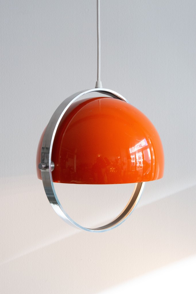 Space Age Moon Lamp by Flemming Brylle + Preben Jacobsen for Quality Light System. Made in Denmark, 1963. Available at heyday möbel, Grubenstr. 19, 8045 Zurich, Switzerland.