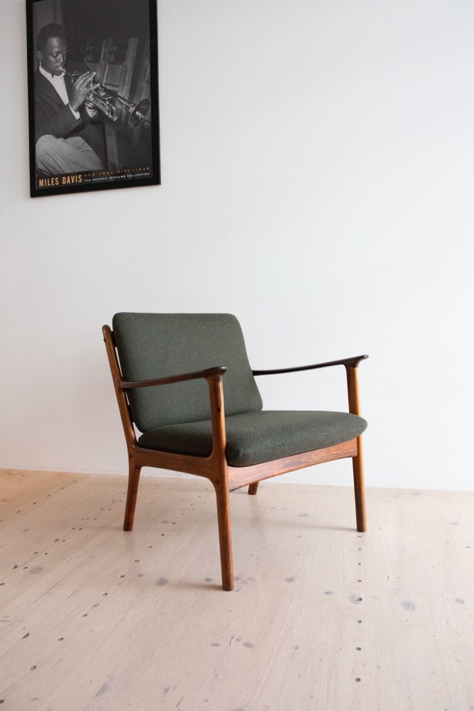 PJ112 Rosewood Lounge Chair by Ole Wanscher for Poul Jeppesen, PJ Möbelfabrik, Denmark, 1950s