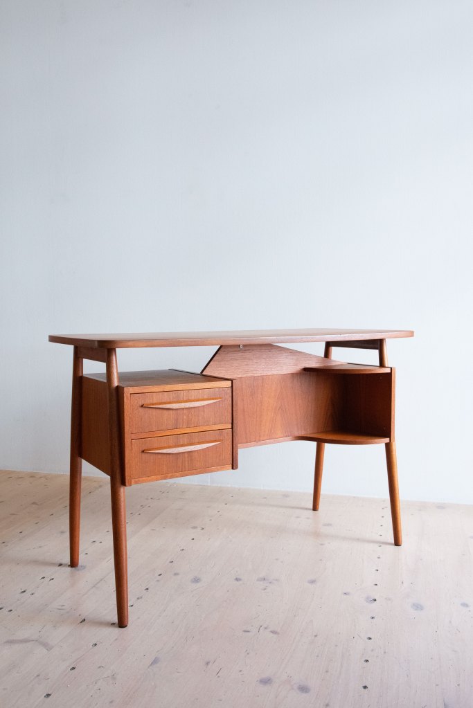 Teak Desk by Gunnar Nielsen Tibergaard. Available at heyday möbel.