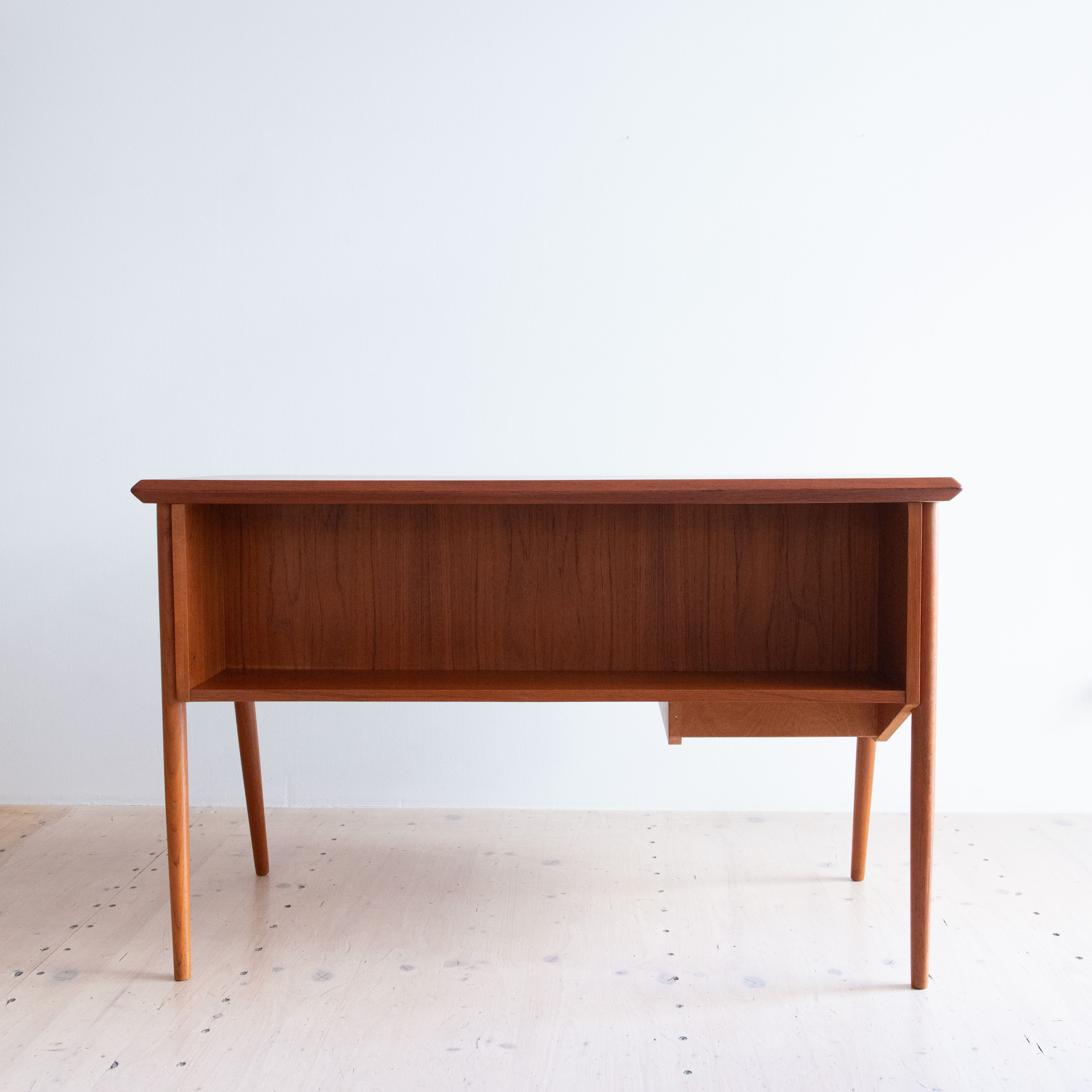 Teak Writing Desk by Gunnar Nielsen Tibergaard. Produced by Tibergaard Möbelfabrik, made in Denmark, 1960s