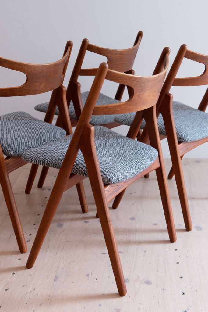 CH 29 Sawbuck Dining Chairs in Teak by Hans J. Wegner, By Carl Hansen and Son Denmark. Available at heyday möbel, 8045 Zürich, Switzerland.