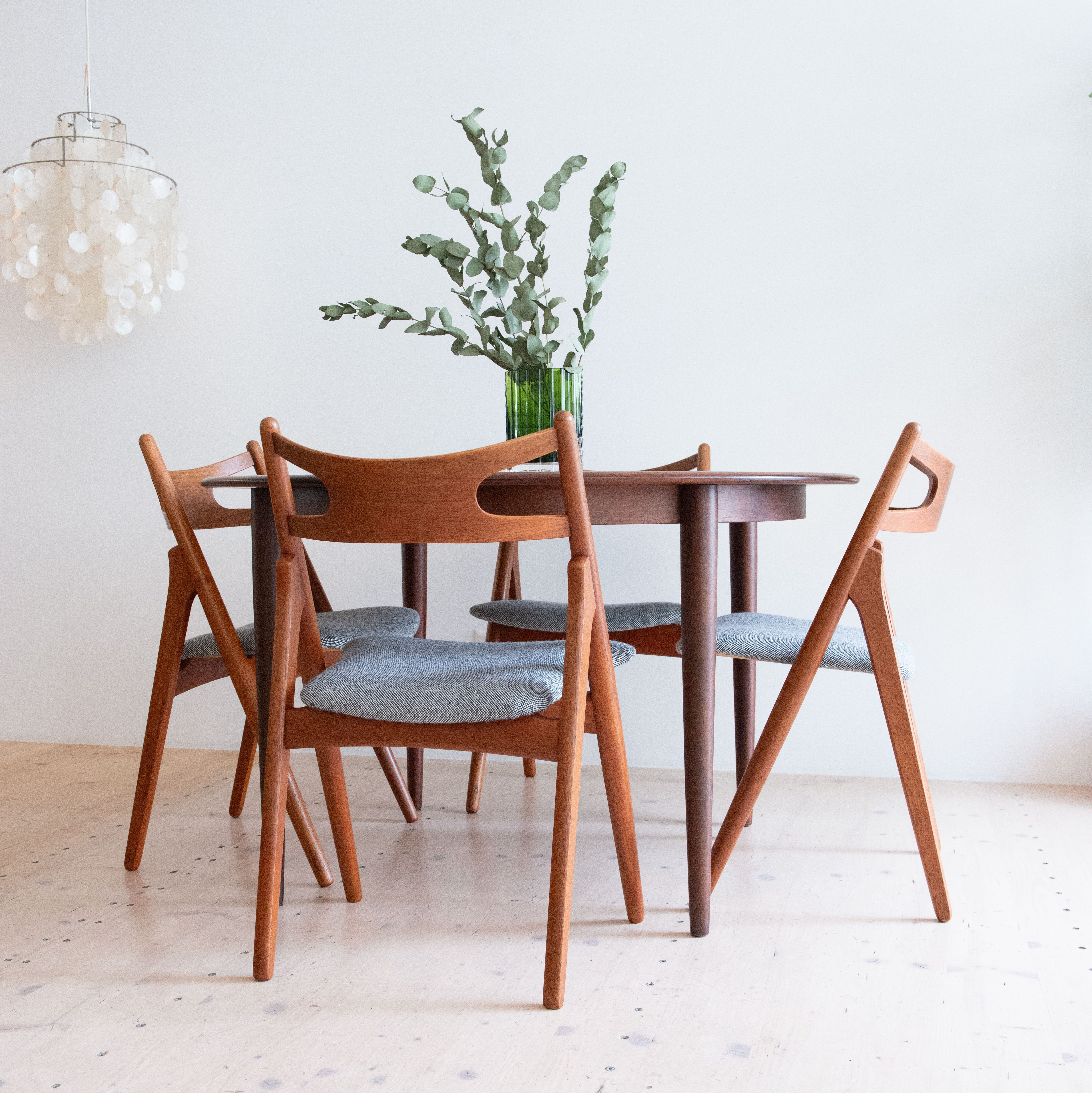 Skovmand and Andersen Extendable Rosewood Dining Table. Available at heyday möbel, 8045 Zürich, Switzerland.