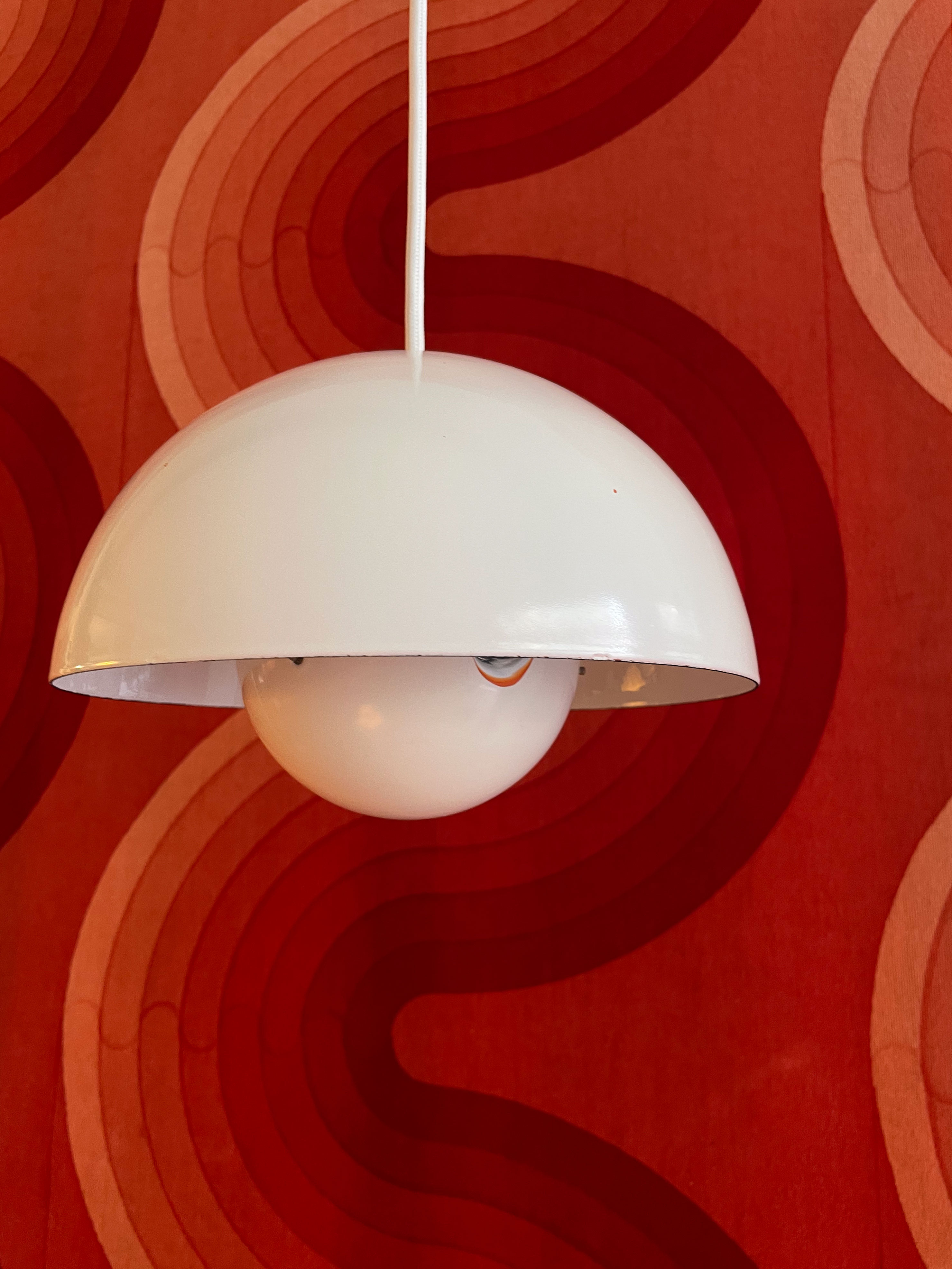 Vintage Flowerpot Enamel Pendant Verner Panton heyday