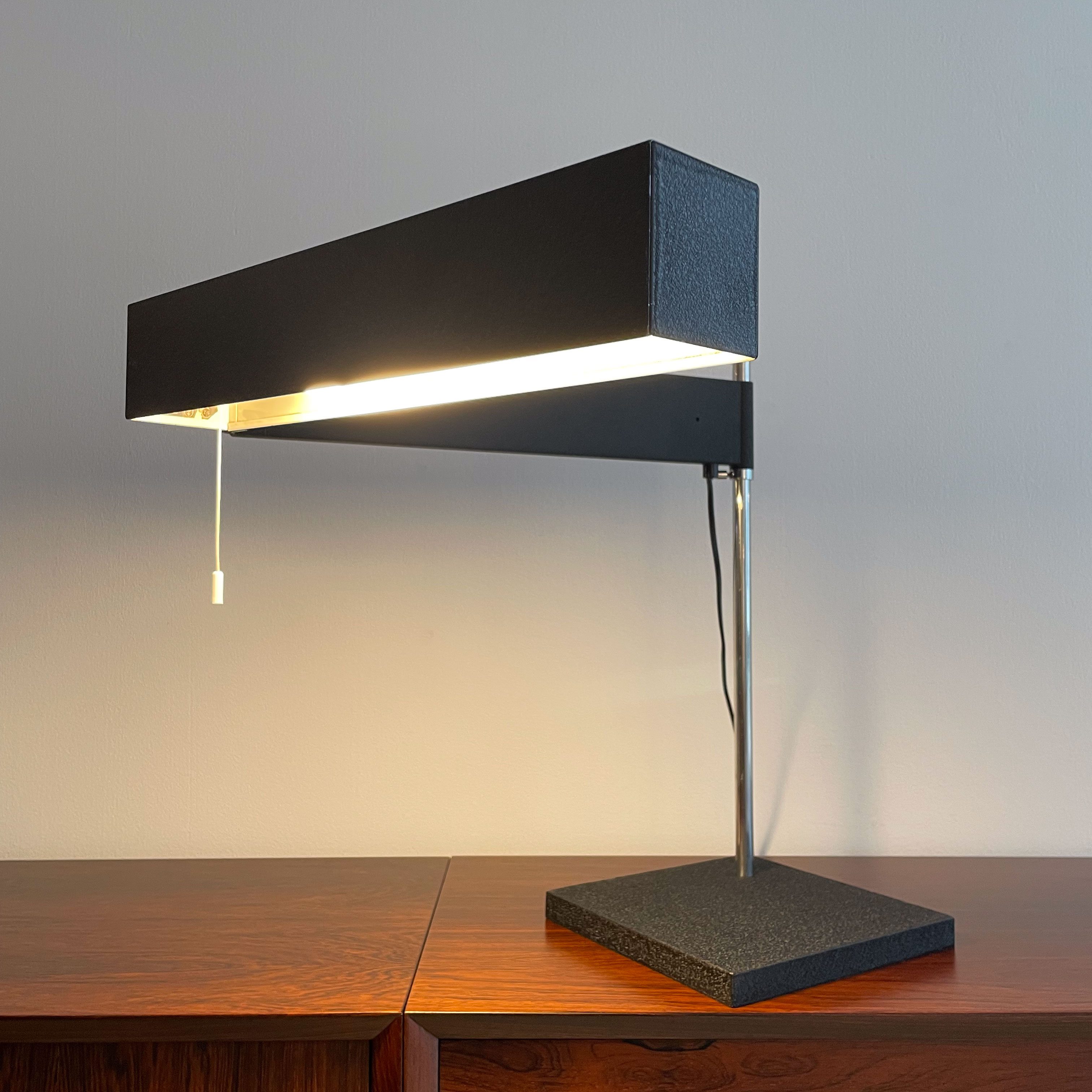 ‘Saffa’ Table Lamp by Dieter Wäckerlin. Available at heyday möbel, Grubenstrasse 19, 8045 Zürich, Switzerland.