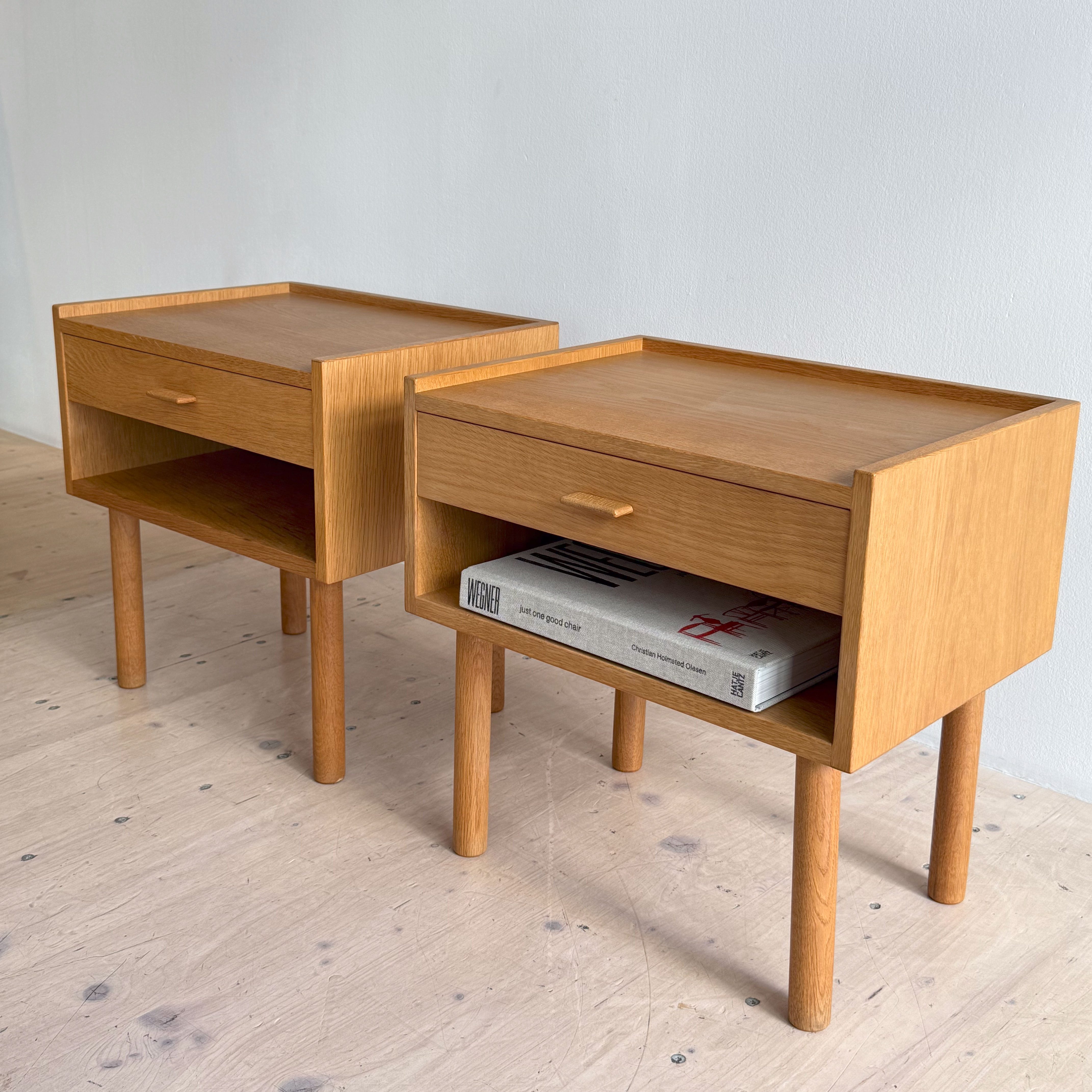 Hans Wegner Nightstands available at heyday möbel