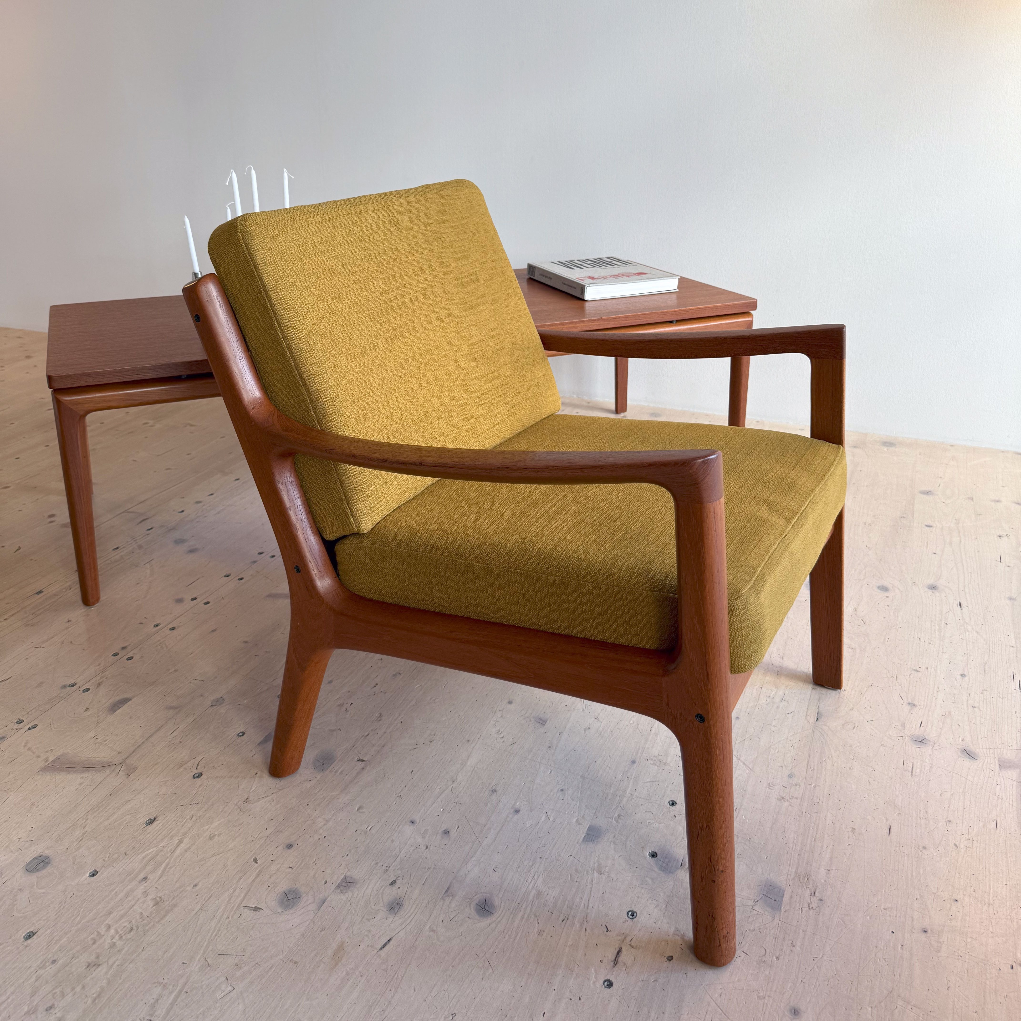 Teak Lounge Chair by Ole Wanscher. Model Senator. Available at heyday möbel.