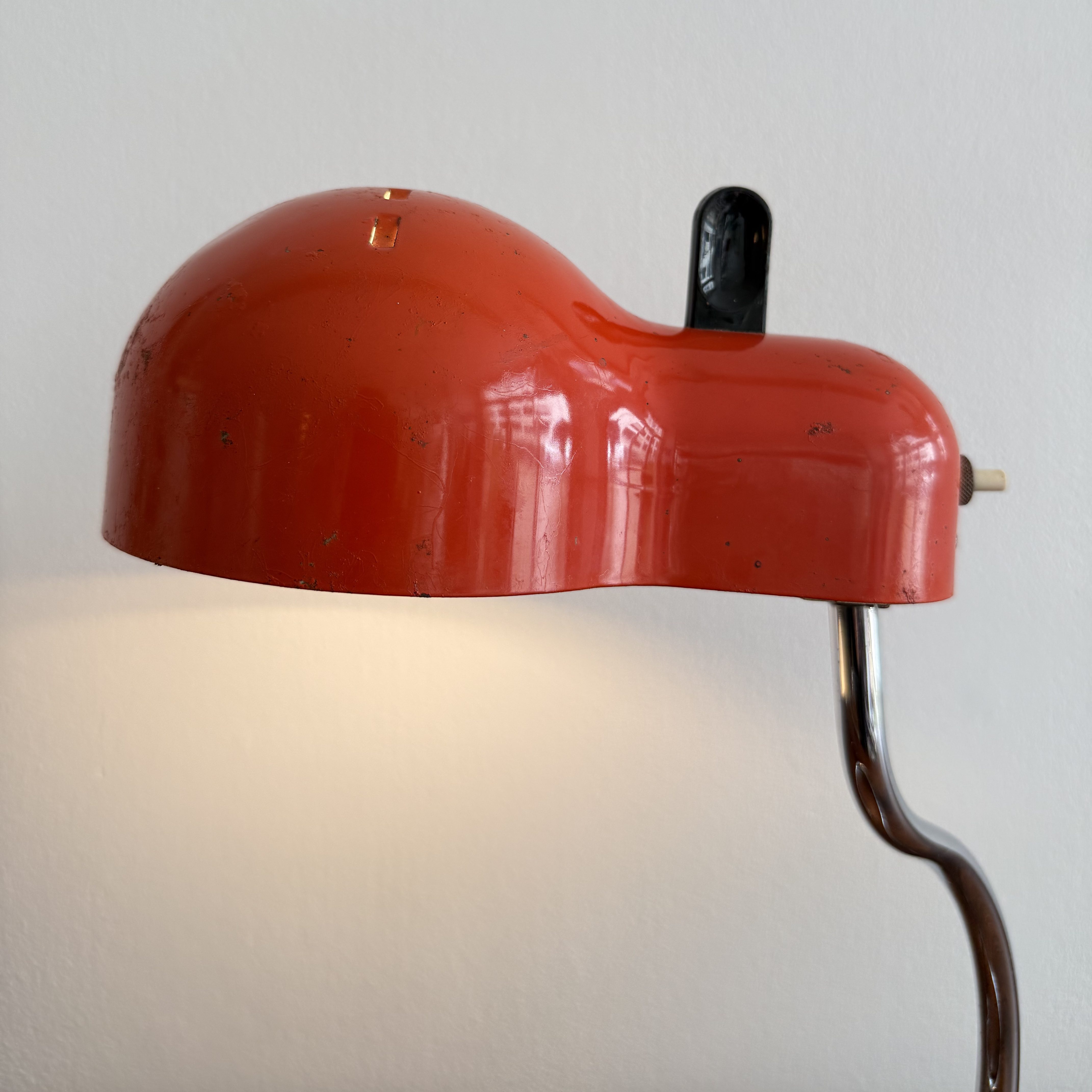 Joe Colombo Minitopo Little Mouse Table Lamp. Available at heyday möbel, Grubenstrasse 19, 8045 Zürich, Switzerland.