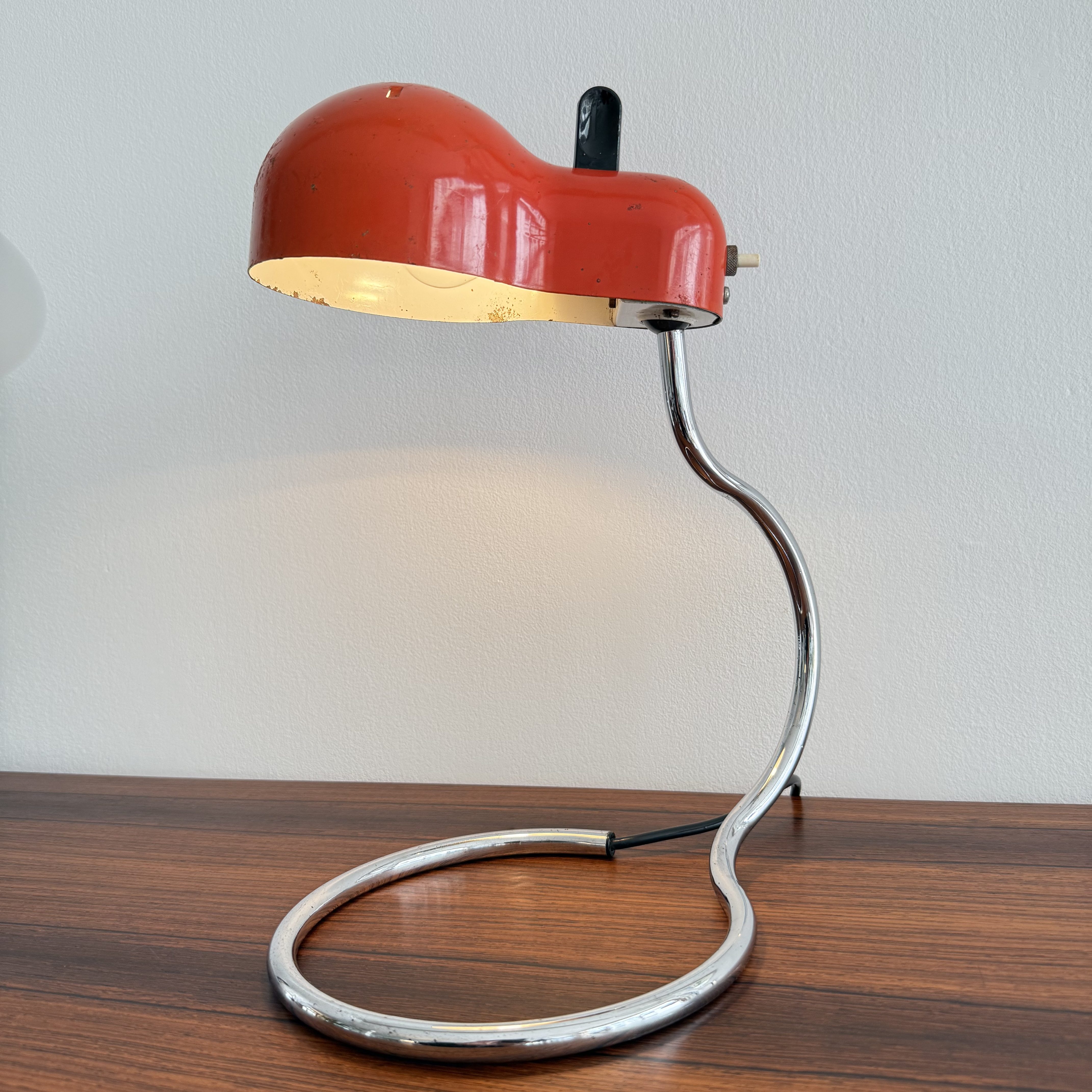 Joe Colombo Minitopo Little Mouse Table Lamp. Available at heyday möbel, Grubenstrasse 19, 8045 Zürich, Switzerland.